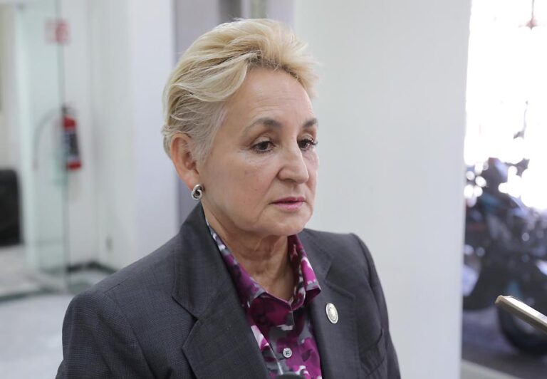 Frinne Azuara Yarzabal
