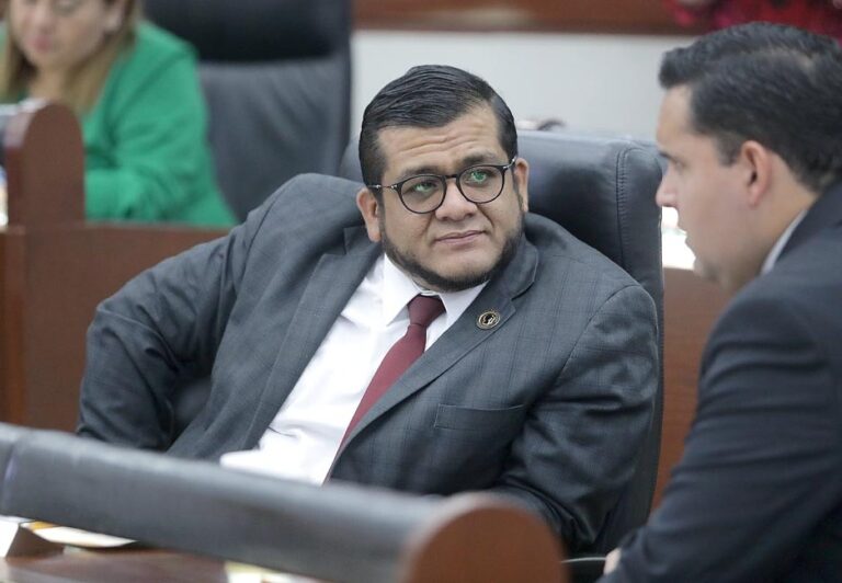 ROBERTO GARCÍA CASTILLO