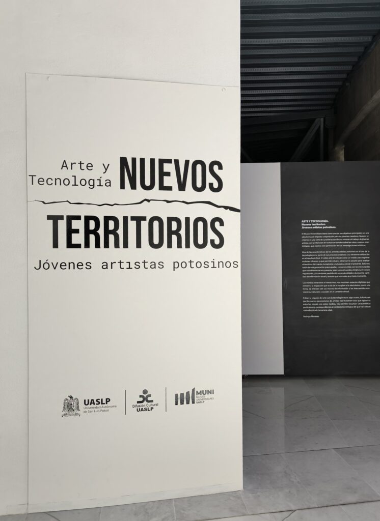 artey-746x1024.jpg