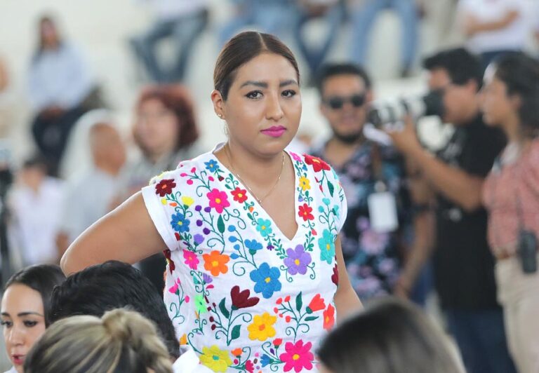 Dip. Roxanna Hernández Ramírez