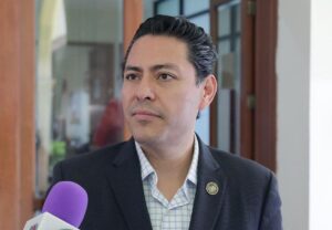 Dip. César Arturo Lara Rocha