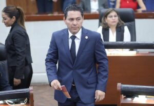 Dip. César Arturo Lara Rocha 1