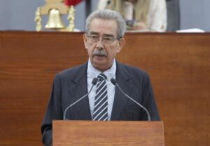 Dip. Crisógono Pérez López