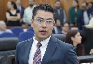 Dip. Cuauhtli Fernando Badillo Moreno